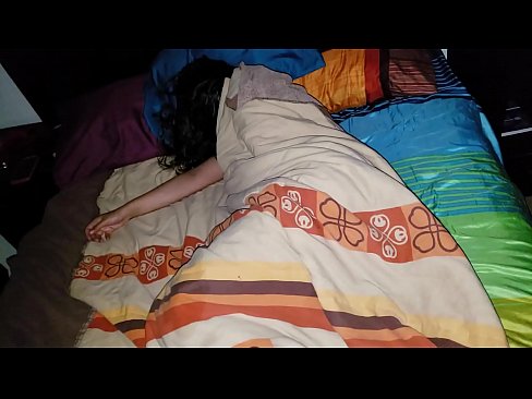 ❤️ Pasierb besztający swoją młodą macochę, gdy ta śpi. ️❌ Sex video at pl.xsexshop.ru